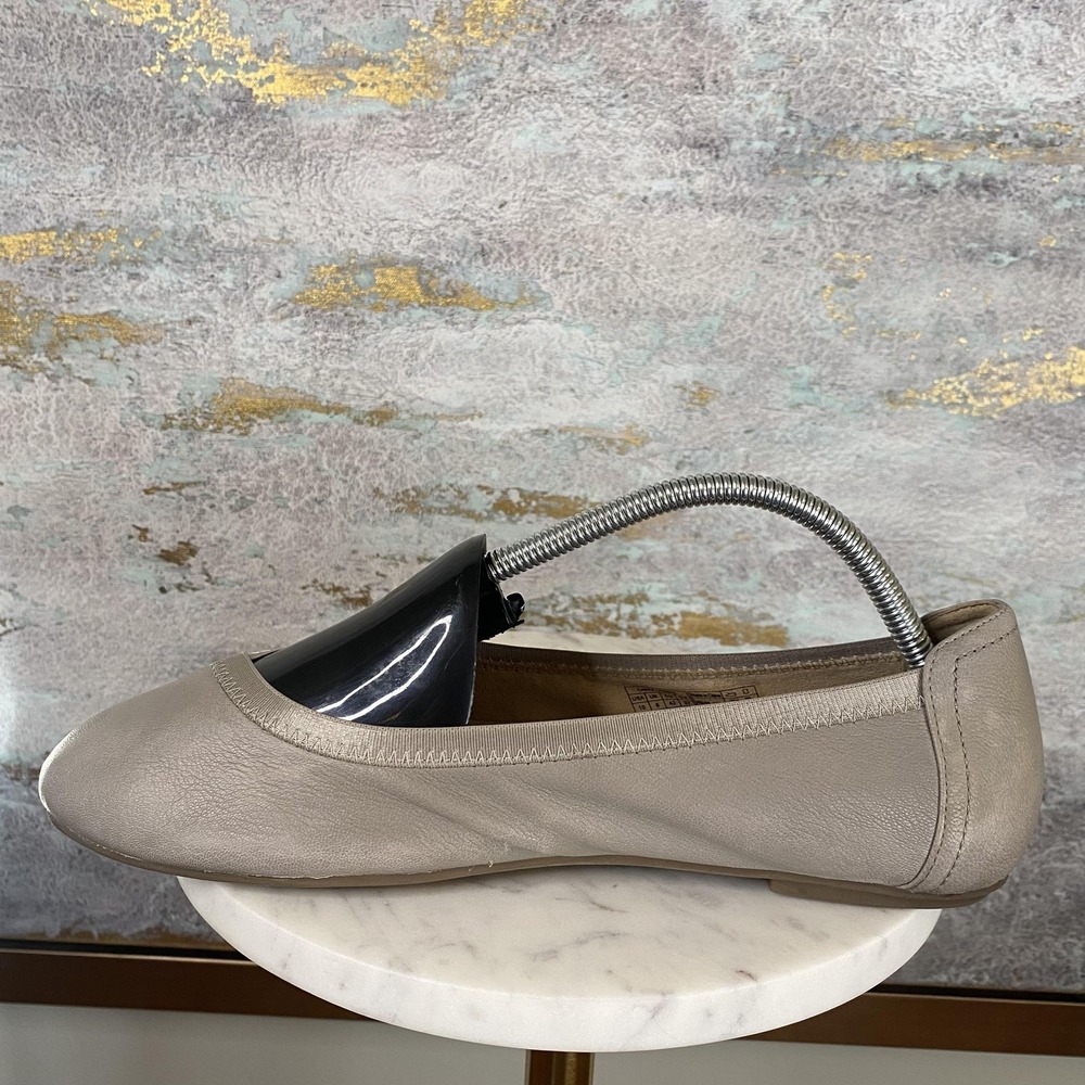 Vionic Ballet Flat Shoes Womens Size 10 Beige Leather Comfort CAROLLAVS323 - Picture 6 of 11